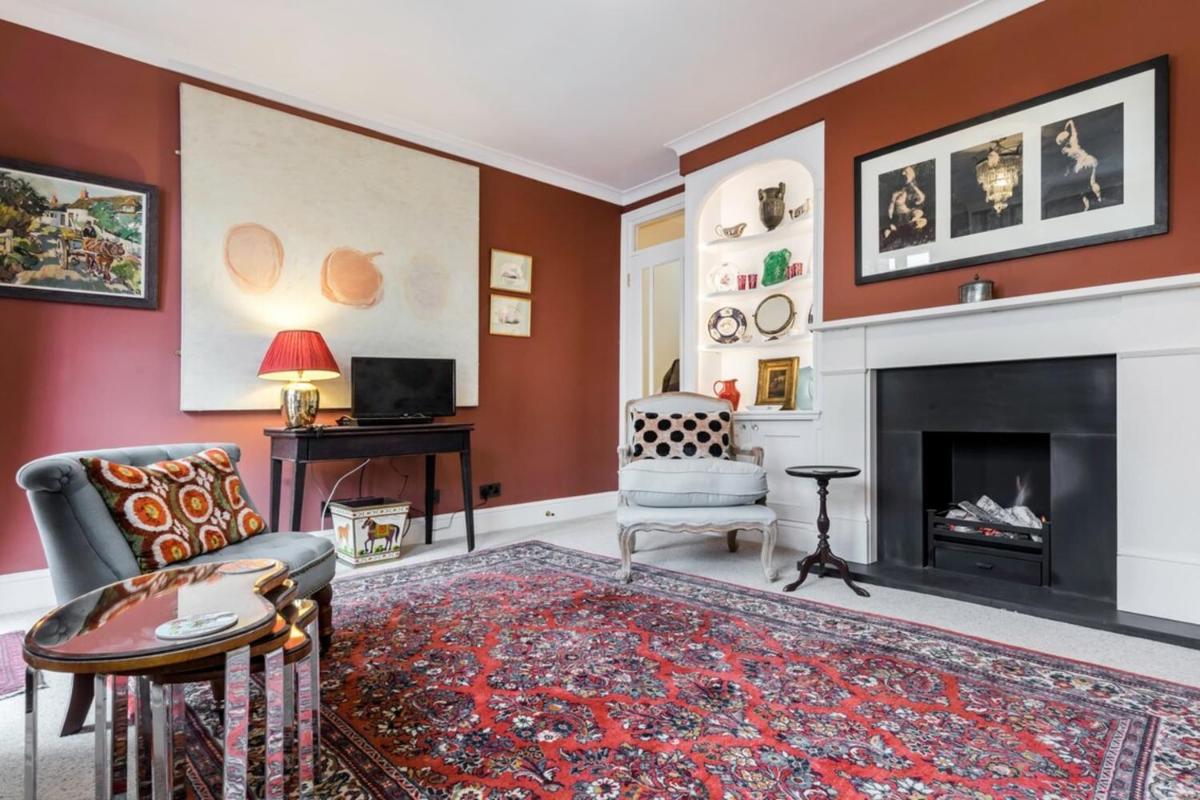 3 bedroom Apartment on Portobello Road in Notting Hill - main image