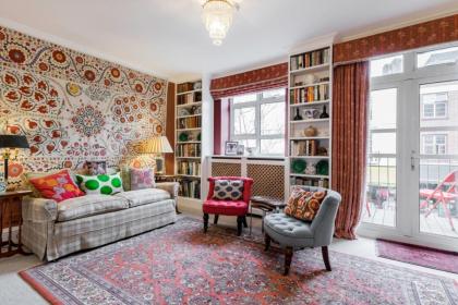 3 bedroom Apartment on Portobello Road in Notting Hill - image 8