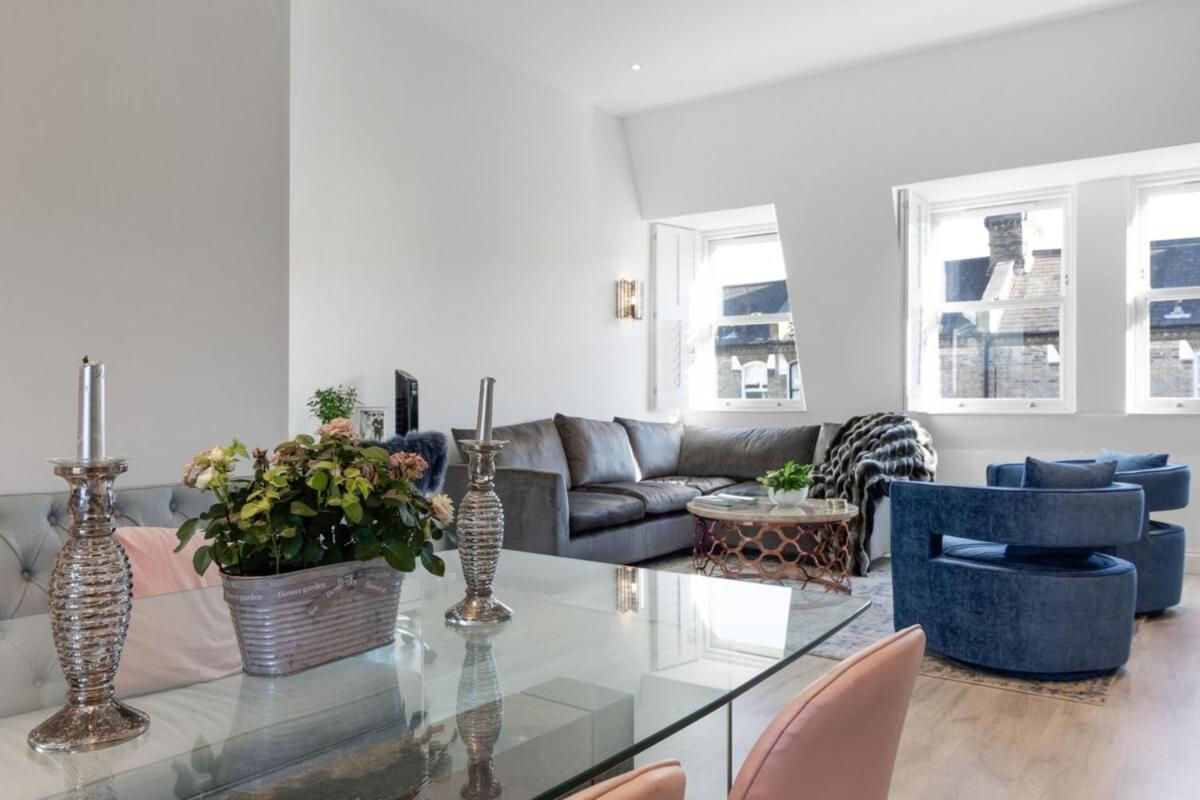 Lovely Newly-Renovated 3 Bedroom Apartment in Fulham - main image