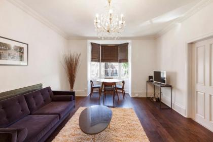 Elegant Airy 2 Bedroom Flat in Paddington - image 6