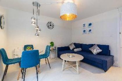 Stunning 2 Bedrooms Apartment Next Door To Selfridges and Oxford Street  - image 15