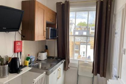 F19- Bright Studio for 1 near Paddington - image 6