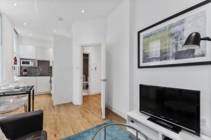 Cosy 1 Bed Apartment next to Liverpool Street Station FREE WIFI By City Stay Aparts London - image 6