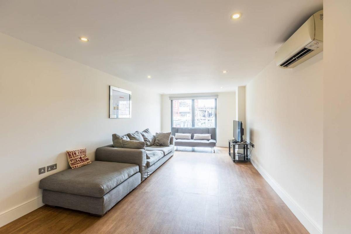 Bright and Modern 3 Bed Apartment Hyde Park Central London - main image