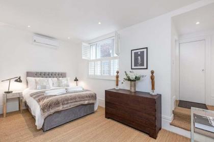 2 bed garden flat with air con by Fulham Broadway - image 8