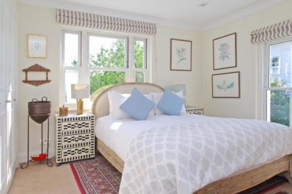 Notting Hill Light & Airy - image 9