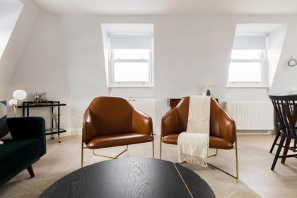 The Margravine Maisonette - Modern & Bright 2BDR Flat - image 11