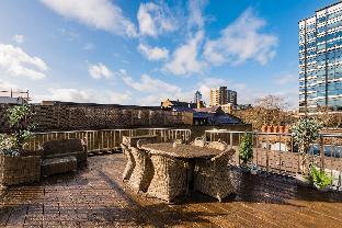 Penthouse Loft apartment with roof terrace - image 4