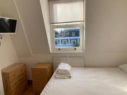 F407-4th Flr Studio for 2 Near Hyde Park