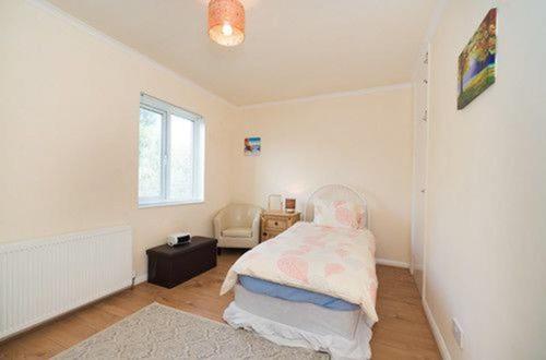 TDM Bachelot Lettings Ltd - image 3