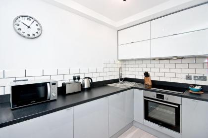 Heinze Flat 402 - One bedroom fourth floor flat By City Living London - image 6