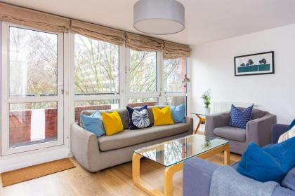 Spacious Central 3 Bedroom Apartment in Old Street - image 15