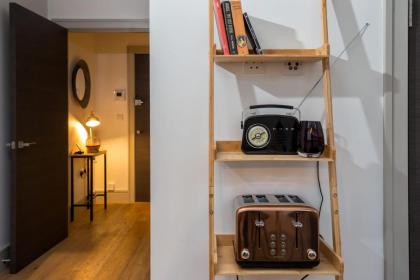 Heart of Whitechapel - A Stay Kindred Home w AC hosted by GuestReady - image 20