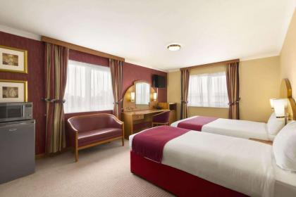 Savera Hotel South Ruislip - image 14