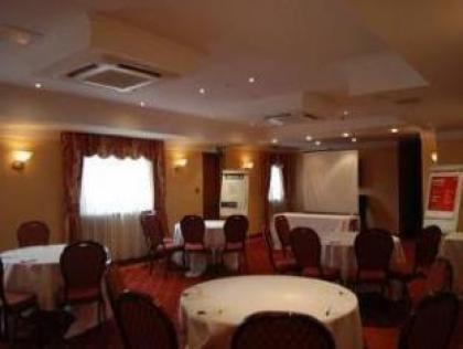 Savera Hotel South Ruislip - image 7