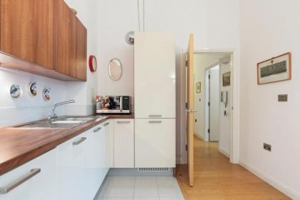 Beautiful 1 Bedroom Apartment in Shepherd's Bush - image 15