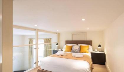 Fabulous Notting Hill Spacious Studio Apartment - image 17