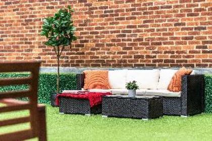 Stylish & Comfy  Central London  Private Garden - image 6