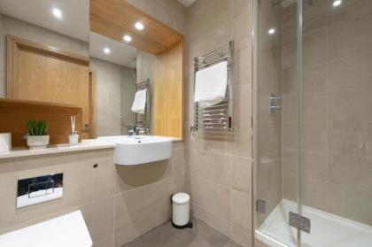 Lovely 2-Bed luxury Apartment in city of London - image 9