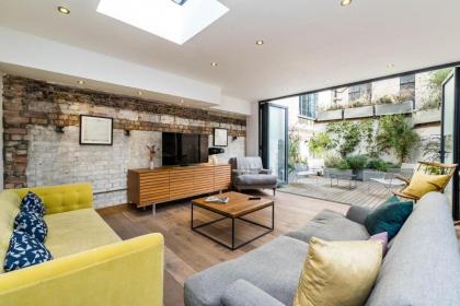 Stunning 3BD Flat Shoreditch with Hidden Garden - image 10