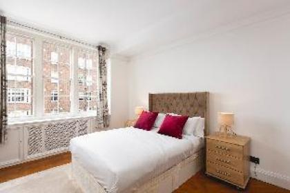 Authentic & Spacious 5 Bed Apartment/Hyde Park - image 6