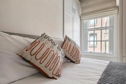 1 Bed Executive Apartment near Liverpool Street Station FREE WIFI by City Stay Aparts London - image 11