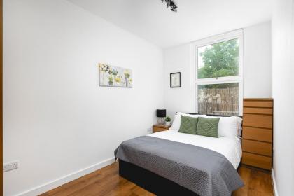 Skyvillion - Lovely 2-Bed Central London Apartment - image 5