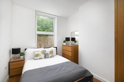 Skyvillion - Lovely 2-Bed Central London Apartment - image 6