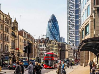 Two Bed - Tower Bridge - London City by Prime London Stays M-2 - image 3