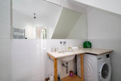 GuestReady - Micro Garden flat in Fulham - image 19