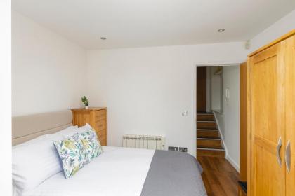 Skyvillion - Beautiful 3-Bed Central London Apartment - image 19