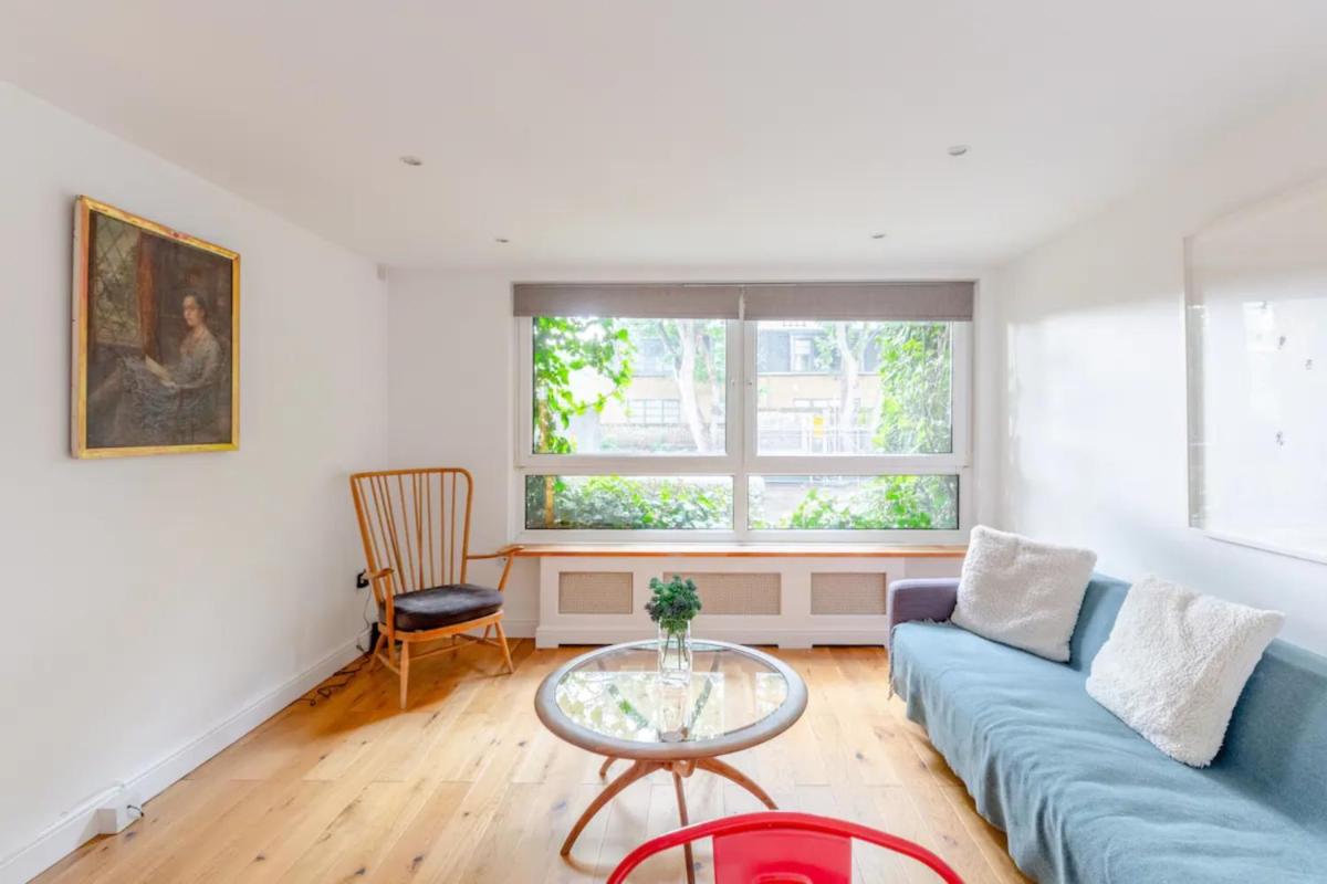 Spacious 1 Bedroom Apartment in Vibrant Angel - main image