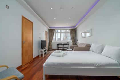GuestReady - Central Converted Mews in Bayswater