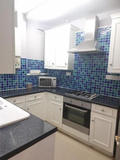 Beautiful 2 Bedroom Flat in Frampton Street - image 15