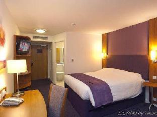 Premier Inn London Stratford - image 3