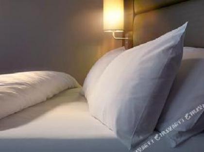 Premier Inn London Blackfriars - image 5