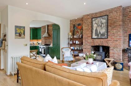 Delightful apartment in Brackenbury village near Hammersmith by UnderTheDoormat - image 12