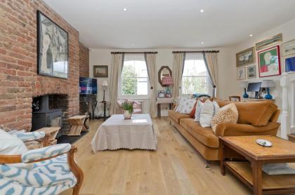 Delightful apartment in Brackenbury village near Hammersmith by UnderTheDoormat - image 14