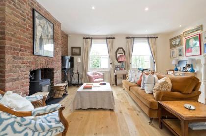 Delightful apartment in Brackenbury village near Hammersmith by UnderTheDoormat - image 17