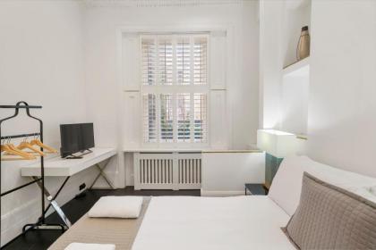 1 & 2 Bed Cosy Apartments next to Earls Court FREE WIFI - image 10