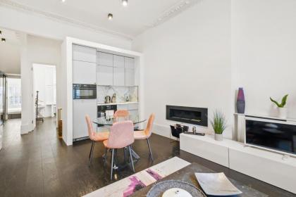 1 & 2 Bed Cosy Apartments next to Earls Court FREE WIFI - image 8