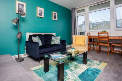 Spacious 3 Bedroom Flat in the Heart of Shoreditch - image 8