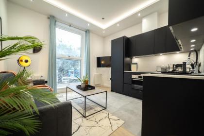 One & Two Bedroom Apartments near Holloway Train Station by Sojo - image 15