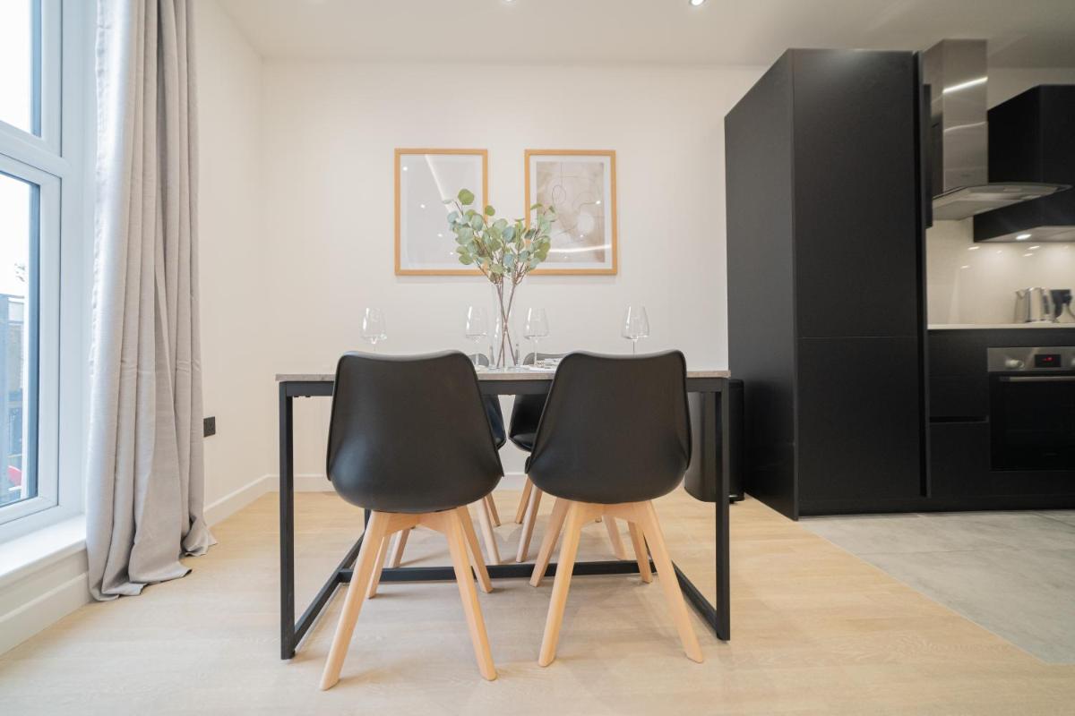 One & Two Bedroom Apartments near Holloway Train Station by Sojo - image 6