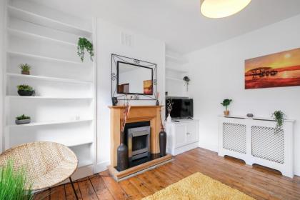 London Spacious 3 Bedroom House Fulham By MDPS - image 10