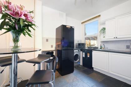 London Spacious 3 Bedroom House Fulham By MDPS - image 9