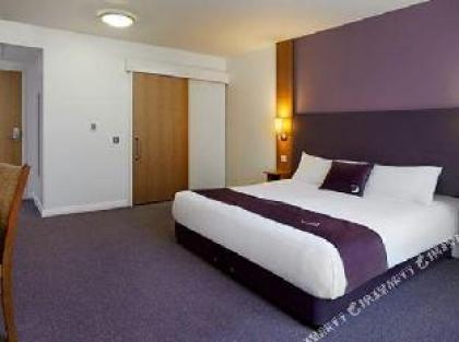 Premier Inn London Victoria - image 9