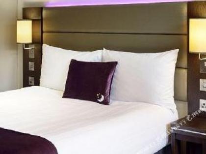 Premier Inn London Tottenham Hale - image 10