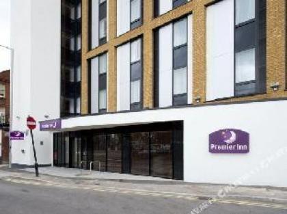 Premier Inn London Tottenham Hale - image 3