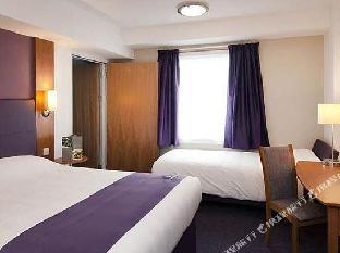 Premier Inn London Ealing - image 5